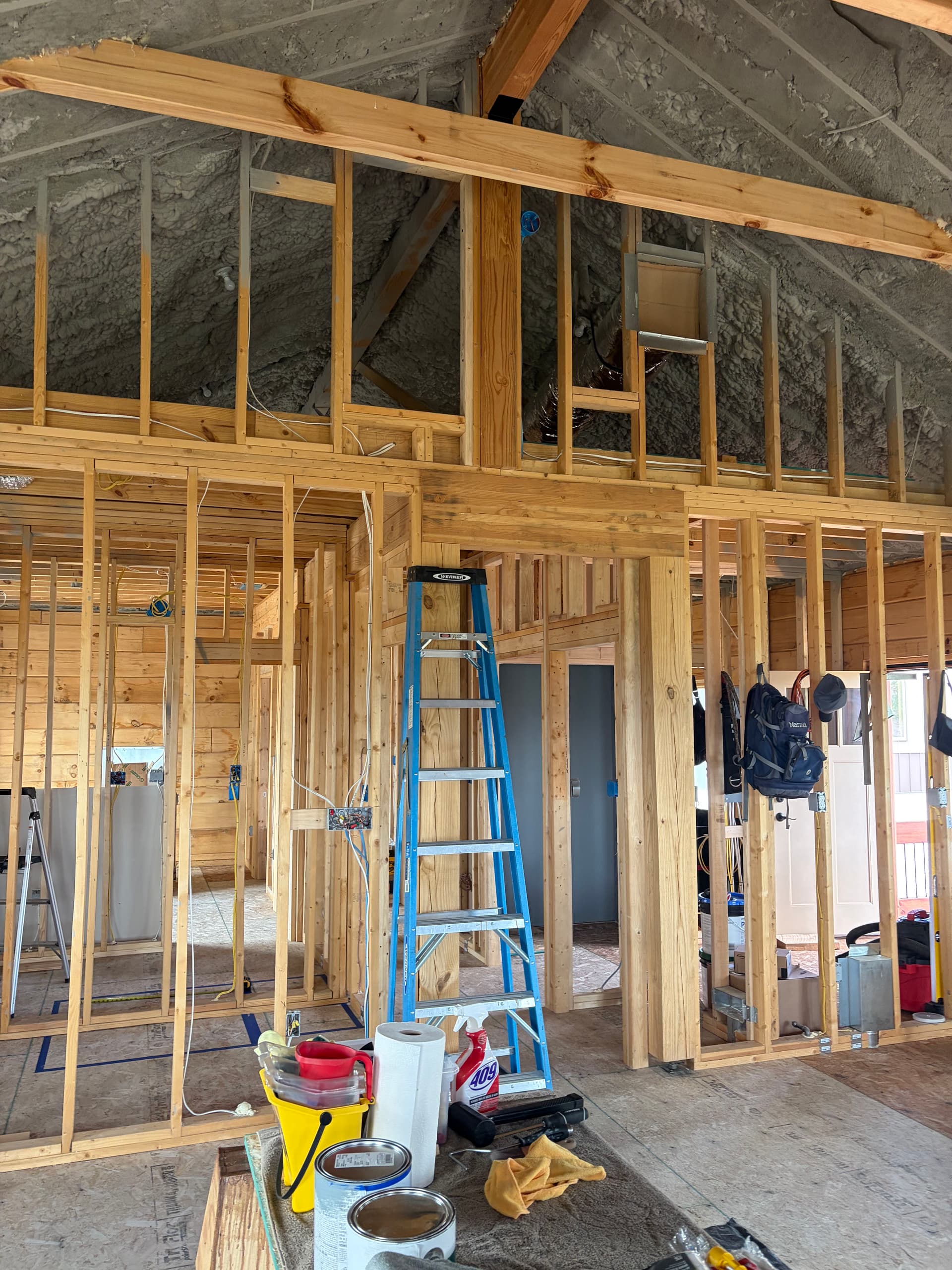 Gallery photos for Grand Lake Cabin Goes From Bare Studs to Smooth Walls: Image #4
