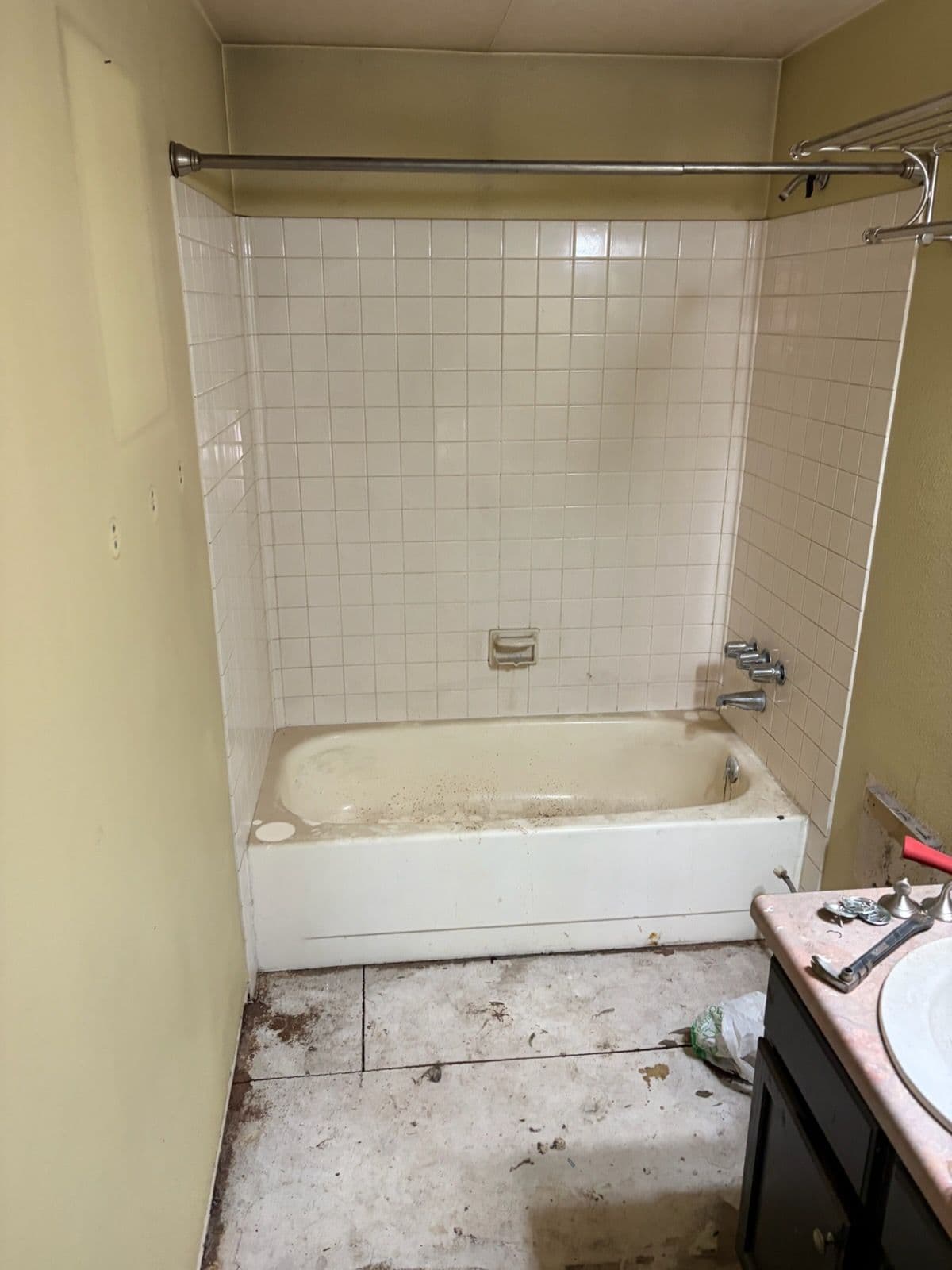 Gallery photos for Bathroom Overhaul in Kremling: Image #1