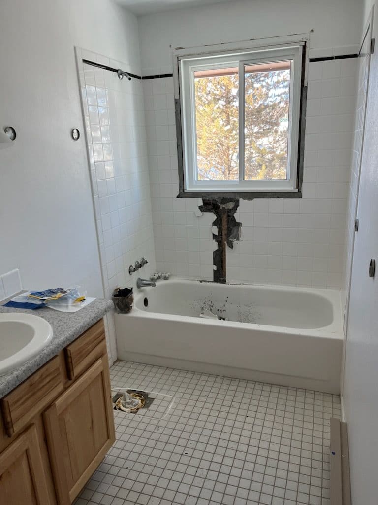 Gallery photos for Bathroom Renovation with Tile Installation in Grand Lake: Image #1